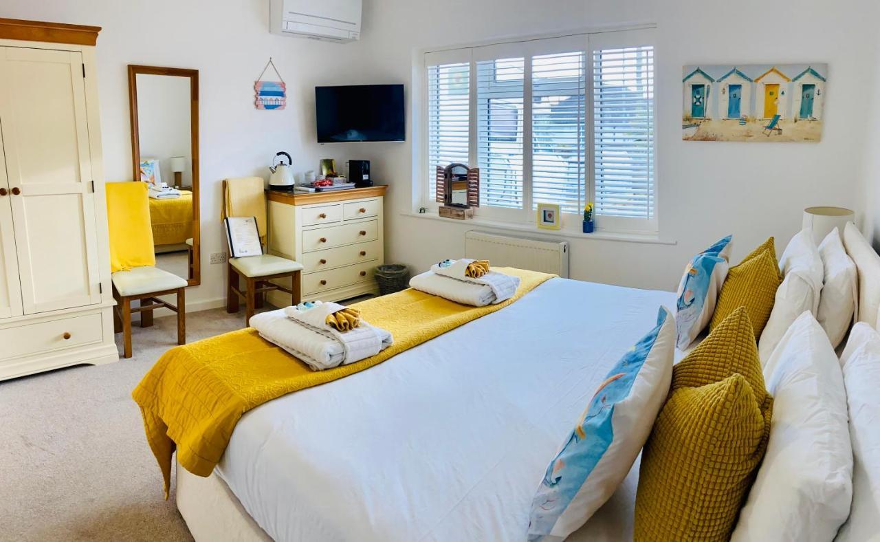 Avon Beach Bed & Breakfast Христчёрч Экстерьер фото